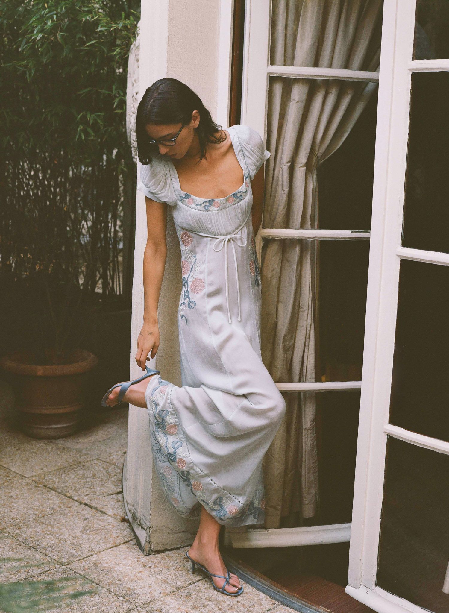 forloveandlemons dresses Official Site Floral Size:L- 40 Long-sleeve Shirts Shop Girls Christmas Dresses: and is adorned with