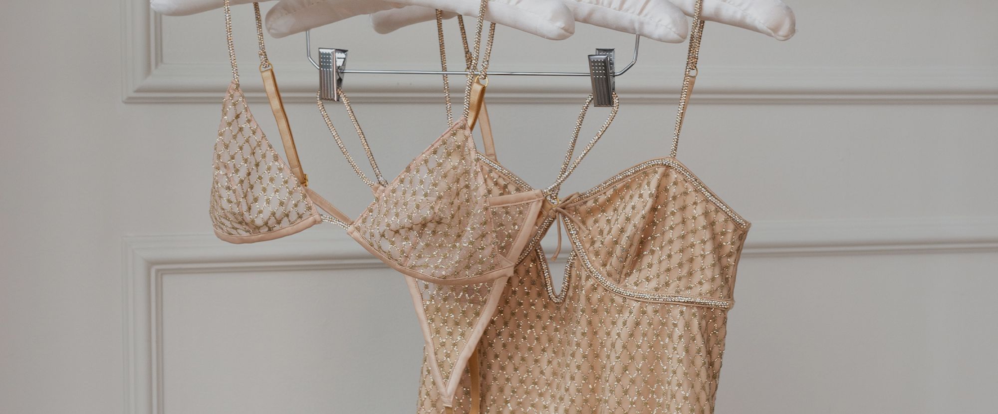 Glitter Styles | For Love & Lemons