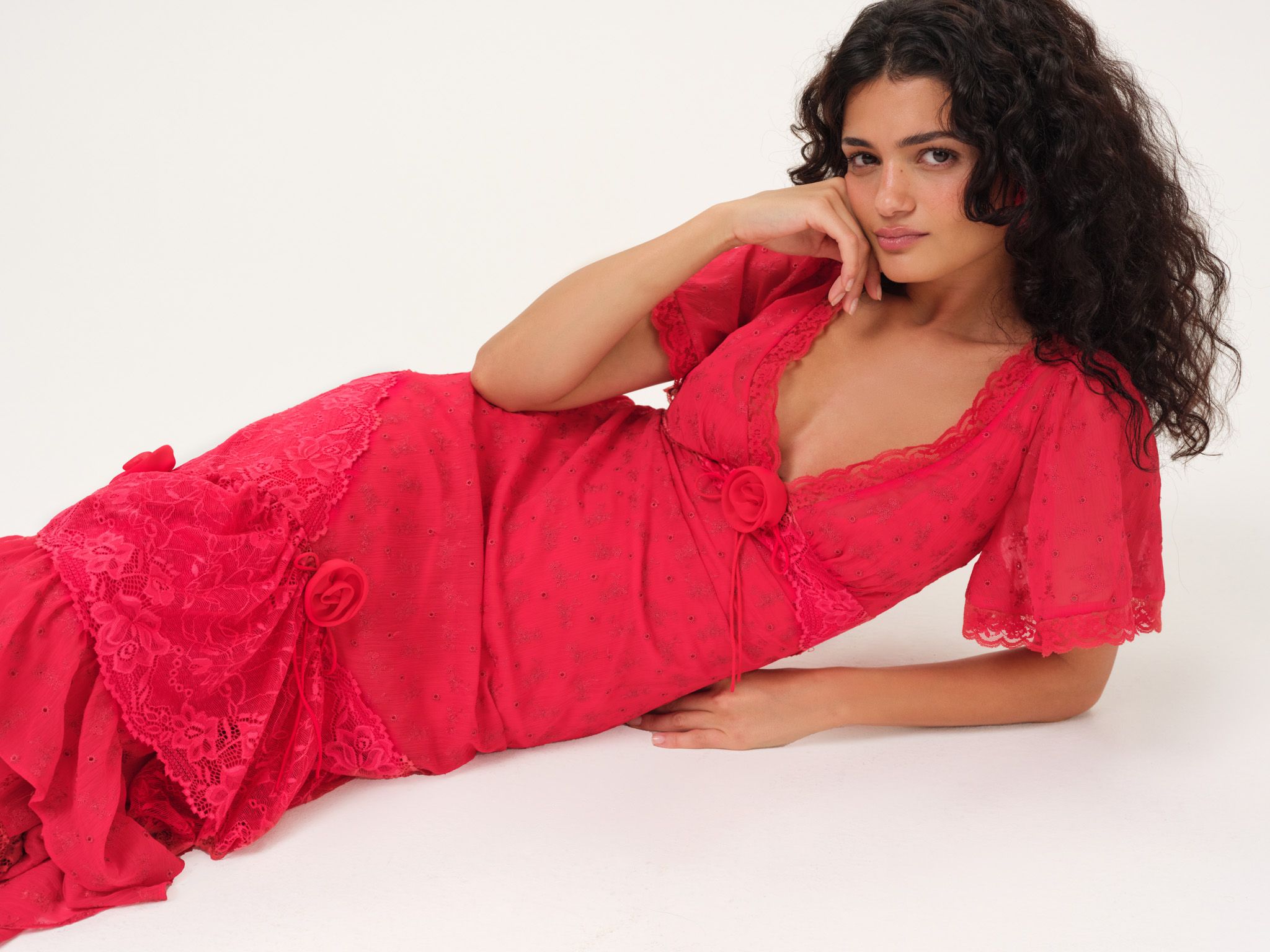 strapless open back dress Santiago Cut-Out Ruffle Maxi Dress Blush– Selfie Leslie